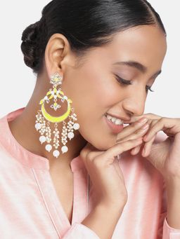 Peora - Traditional Gold-plated Brass and Pearl Dangle Earrings Set-PF09E034Y