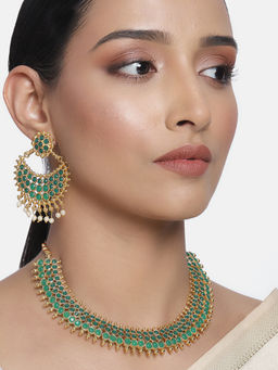 Peora - Gold Plated Studded Green Choker Necklace Jewellery Set For Women PF25N051G