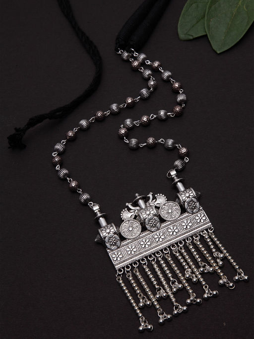 PANASH Oxidised Silver-Plated Handcrafted Necklace