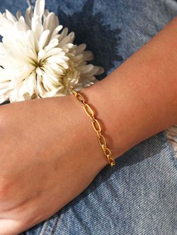 Pipa Bella by Nykaa Fashion - Gold-Plated Adjustable Mini Clip Bracelet