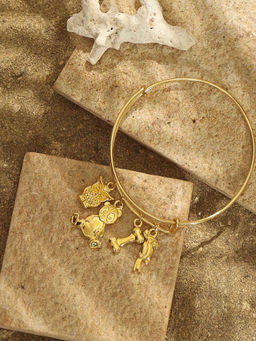 Pipa Bella by Nykaa Fashion - Gold-Plated Animal Charm Bracelet