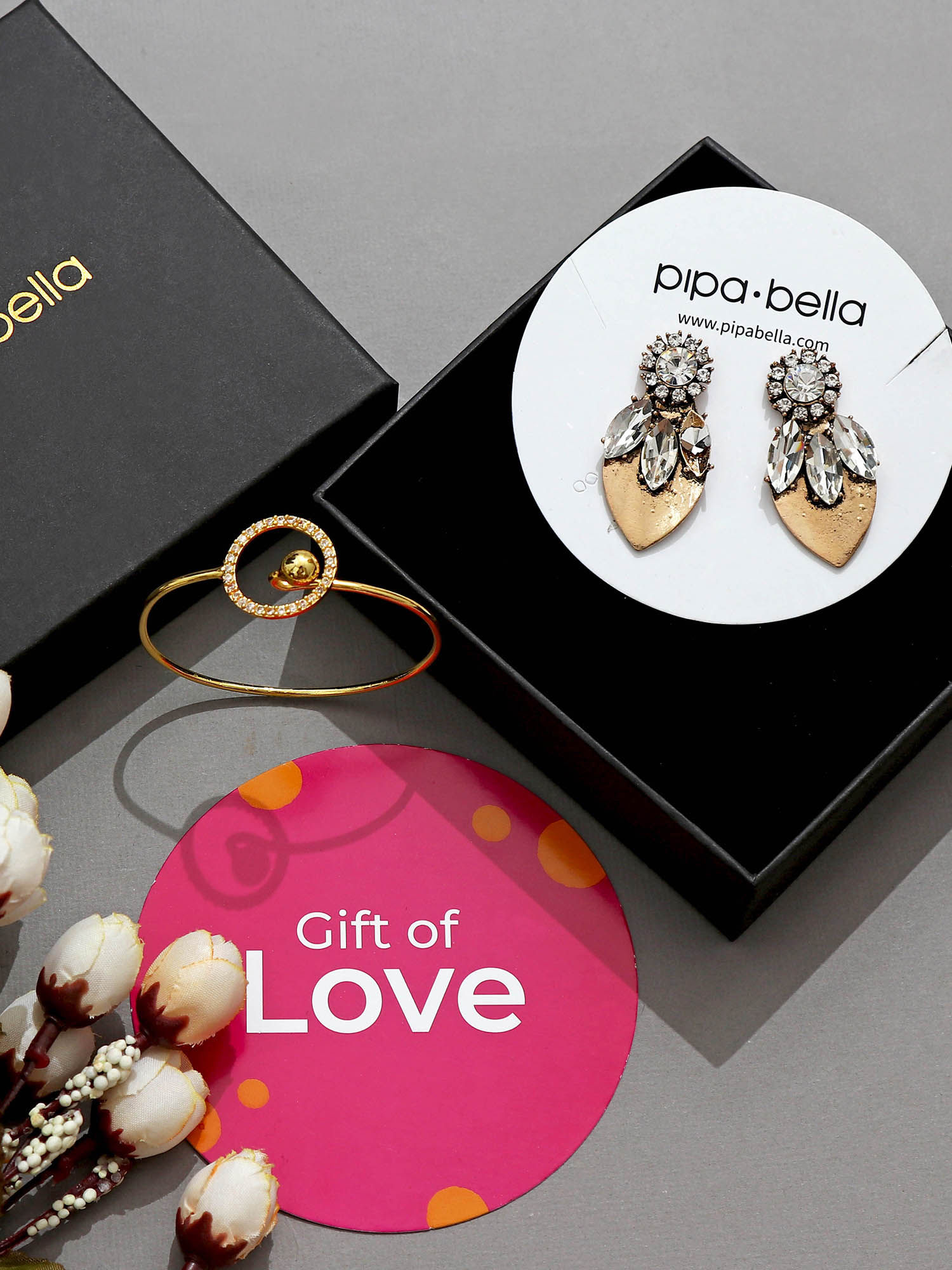 Pipa Bella Earrings Buy Pipa Bella Pearl Earrings Online Nykaa Fashion Watch our super special #bellesofpipabella review their favourite jewellery brand! buy pipa bella pearl earrings online