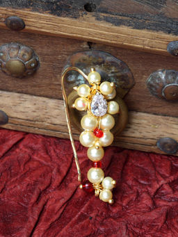 PANASH - Off-White Gold-Plated CZ-Studded Pearl Marathi Nose Pin
