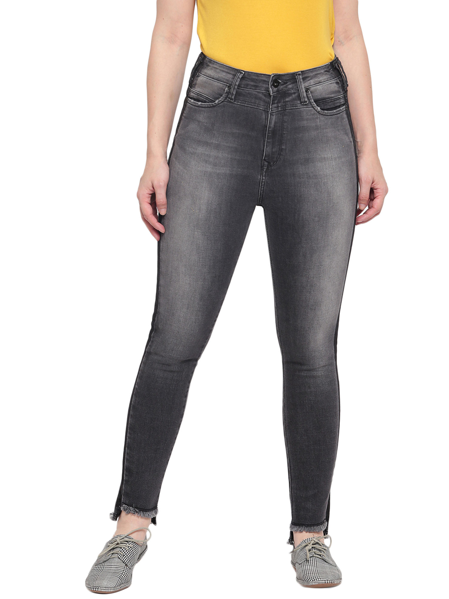 Buy Pepe Jeans Black Solid Jeans Online 