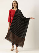 Black color option, Sold out, Currently selected