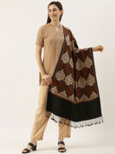 Black color option, Sold out, Currently selected