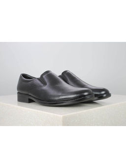 PRIVO - Black Solid Formal Shoes