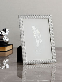 Pure Home + Living - Silver Plated Ribbed Pattern Metal Photo Frame - Medium