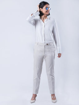 Qua - Cream Solid Stretch Cotton Cuffed Trousers