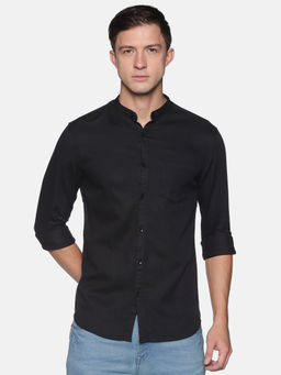 SHOWOFF - Men's Cotton Casual Black Solid Slim Fit Shirt