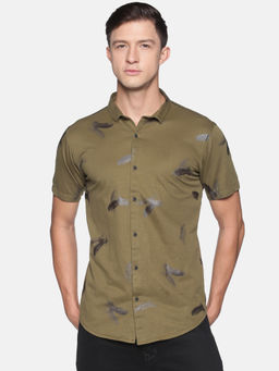 SHOWOFF - Men's Cotton Casual Olive Solid Slim Fit Shirt