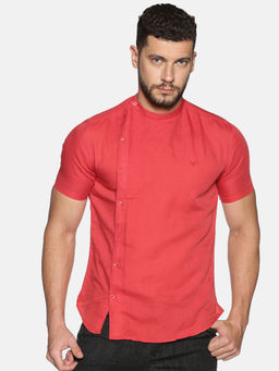 SHOWOFF - Lenin Red Solid Slim Fit Shirt