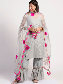 RISHI & VIBHUTI - Grey Spicy Tangles Embellished Kurta With Pant & Dupatta - Customisable (Set of 2)
