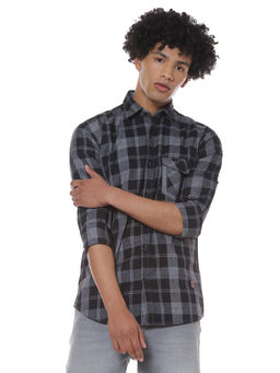 Campus Sutra - Men Checkered Casual Black Shirt