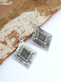 Neeta Boochra - This Earring Are Crafted In Silver With Unique Rhombus Shaped