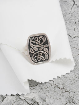 Neeta Boochra - Leafs Design In This Adjustable Ring Is Crafted In Oxidized Silver With Chitai Work