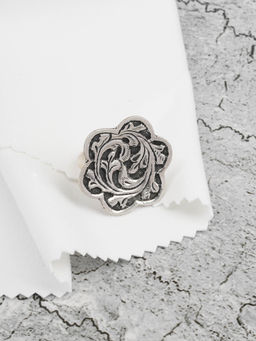 Neeta Boochra - Leafs Design In This Adjustable Ring Is Crafted In Oxidized Silver With Chitai Work