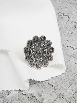 Neeta Boochra - This Ring Is Handcrafted In Oxidized Silver, Floral Design With Silver Beads