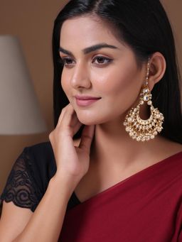 Shoshaa - Gold Off White Kundan Drop Earrings
