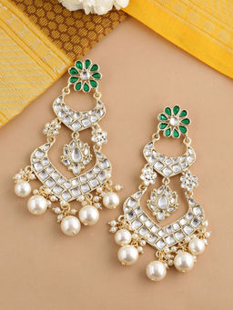 Shoshaa - Green Gold Tone Kundan Earring With Pearls