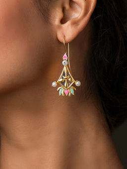 Shaya by CaratLane - Iski Uski Earrings in Gold Plated Brass