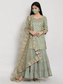 Green color option, Sold out, Currently selected