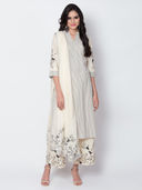 Off White color option, Sold out, Currently selected