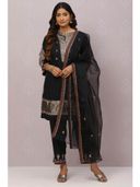 Black color option, Sold out, Currently selected