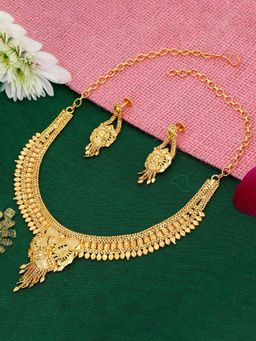 Sukkhi - Brilliant 24 Carat Gold Plated Choker Necklace And Earring (Set of 2)