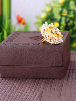 Sukkhi - Ravishing Gold Plated Ring