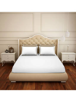 SPACES - Hygro King Bedsheet With 4 Pillow Covers 300 Tc
