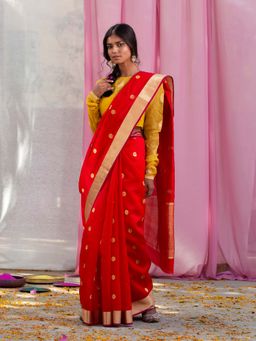 WeaverStory - Handwoven Red Asharfi Booti Chanderi Silk Saree with Blouse