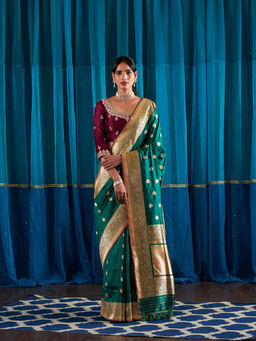 WeaverStory - Handwoven Purple Kadhwa Booti Saree With Unstitched Blouse