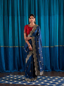 WeaverStory - Handwoven Navy Blue Scalloped Border Saree With Red Blouse With Unstitched Blouse