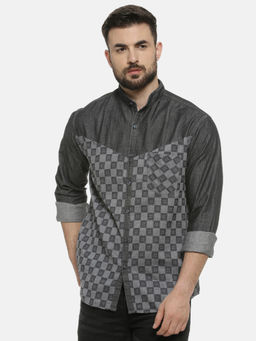 Campus Sutra - Men Checkered Casual Grey Shirt