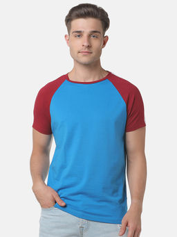 Campus Sutra - Men Colourblockeded Round Neck Blue T-Shirt