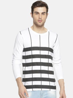 Campus Sutra - Men Striped Round Neck White T-Shirt