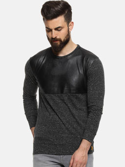 Campus Sutra - Men Colourblockeded Round Neck Grey T-Shirt