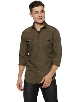 Campus Sutra - Men Front Pocket Casual Shirt