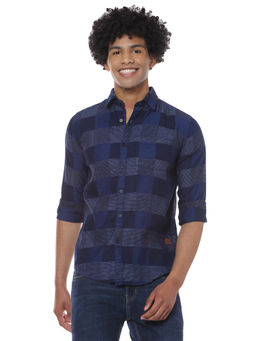 Campus Sutra - Men Full Sleeve Checkered Casual Shirt