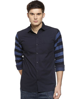 Campus Sutra - Men Striped Casual Blue Shirt