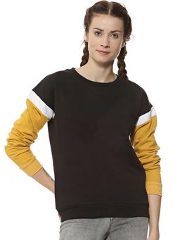PINACOLADA - Black Solid Sweatshirt