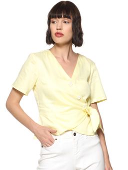 PINACOLADA - Off White Solid V-Neck Casual Top