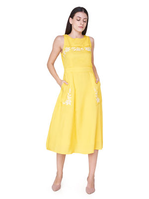 Yellow dress nykaa clearance
