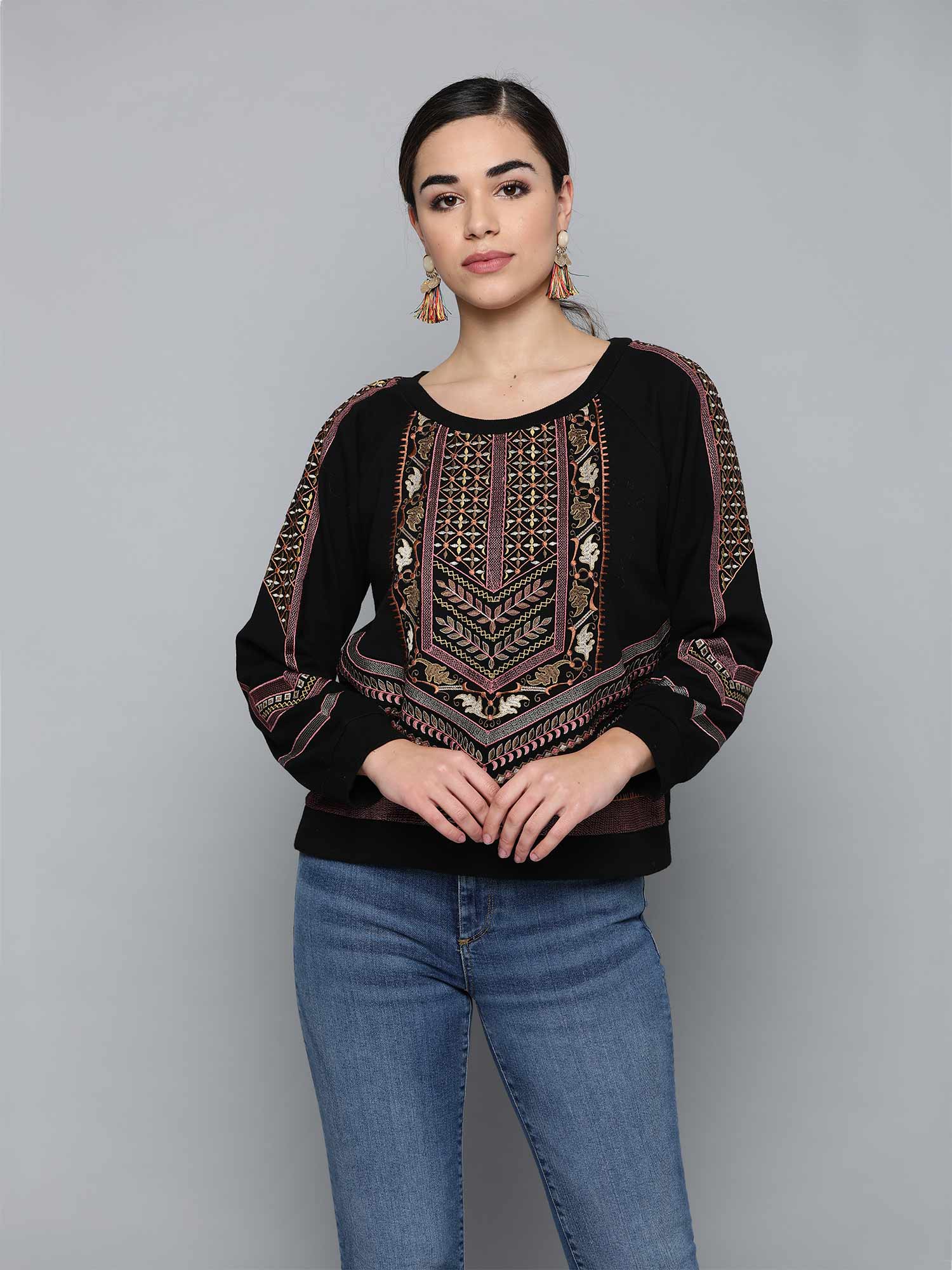Label Ritu Kumar Shirts Tops And Crop Tops Buy Label Ritu Kumar Black Embroidered Top Online Nykaa Fashion Магазины и сто на карте. label ritu kumar black embroidered top