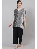 Black color option, Sold out, Currently selected