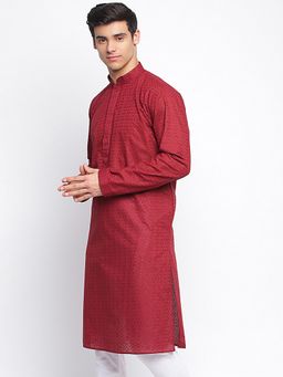 Sanwara - Men Maroon Chikankari Pattern Straight Kurta