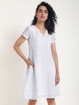 trueBrowns - White Chikankari Bail Drop Dress