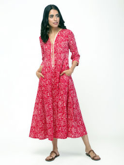 trueBrowns - Red Pink Square Gota Dress