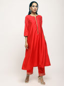 Red color option, Sold out, Currently selected